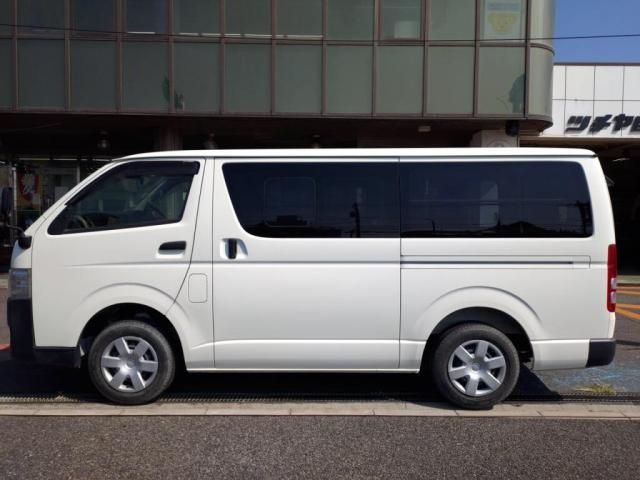 TOYOTA HIACE VAN 2WD 2019 Image 31
