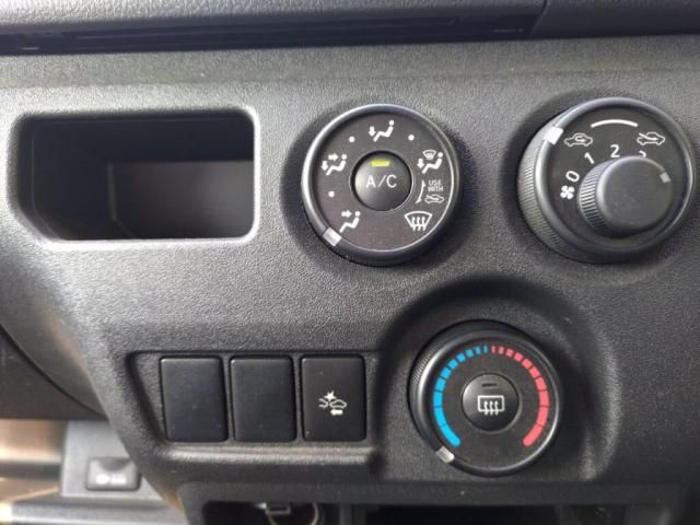 TOYOTA HIACE VAN 2WD 2019 Image 31