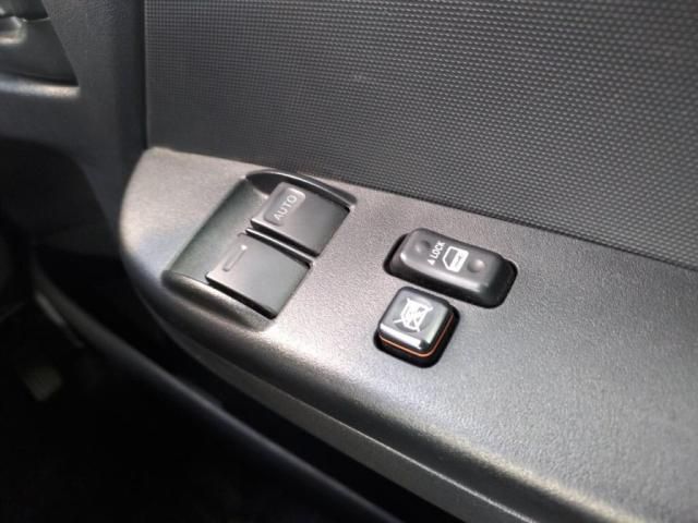 TOYOTA HIACE VAN 2WD 2019 Image 31