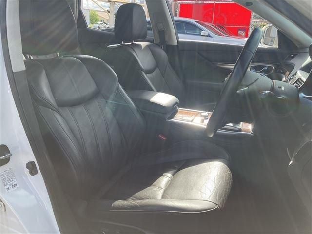 NISSAN FUGA 2010 Image 31