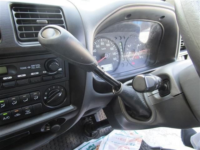 MAZDA BONGO TRUCK 1.15T 2W 2017 Image 31