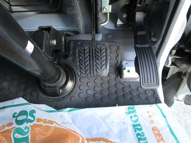 MAZDA BONGO TRUCK 1.15T 2W 2017 Image 31