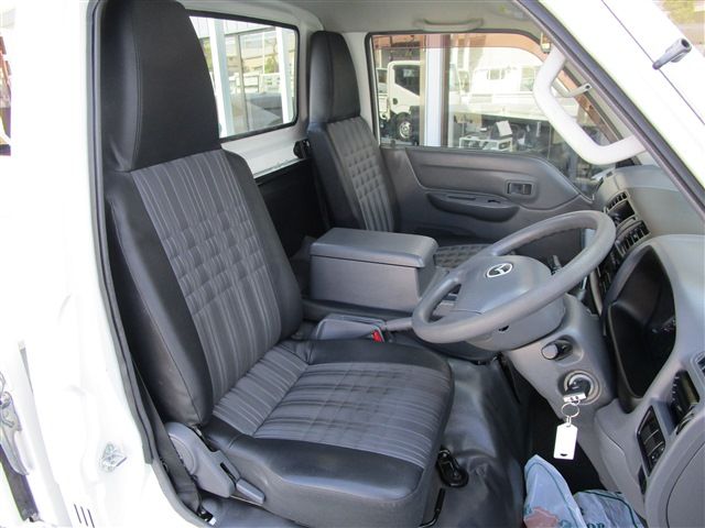 MAZDA BONGO TRUCK 1.15T 2W 2017 Image 31