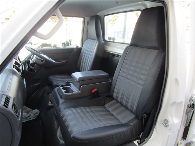 MAZDA BONGO TRUCK 1.15T 2W 2017 Image 31