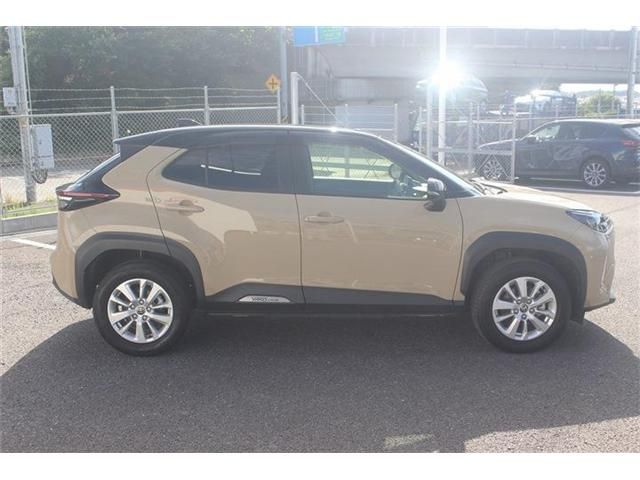 TOYOTA YARIS CROSS HYBRID 2021 Image 31