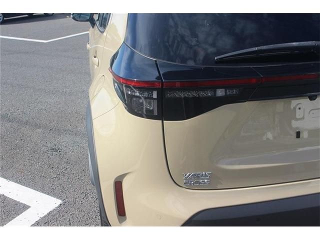 TOYOTA YARIS CROSS HYBRID 2021 Image 31