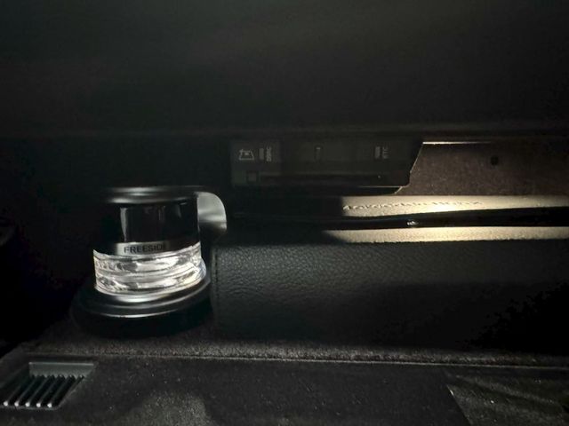 MERCEDES BENZ S CLAS 2018 Image 31