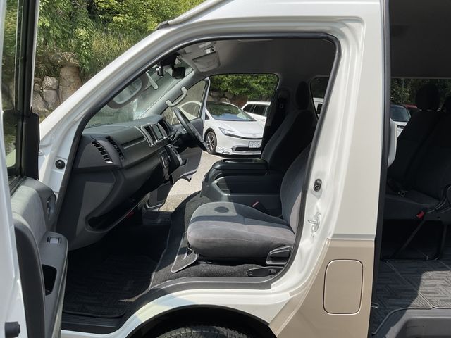 TOYOTA HIACE WAGON 2019 Image 31