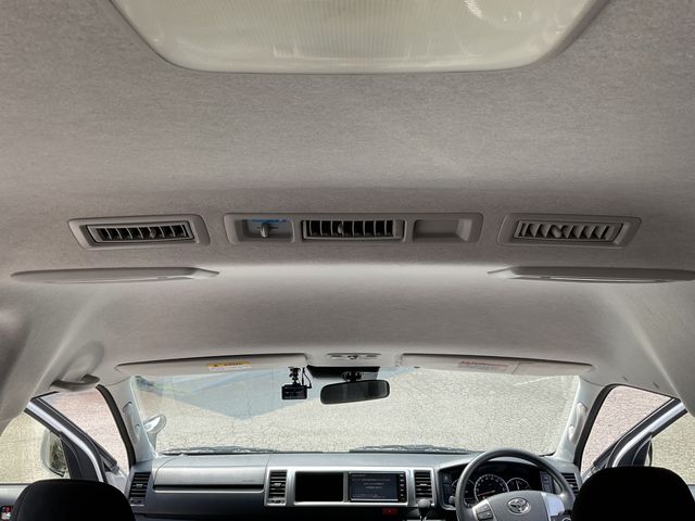 TOYOTA HIACE WAGON 2019 Image 31