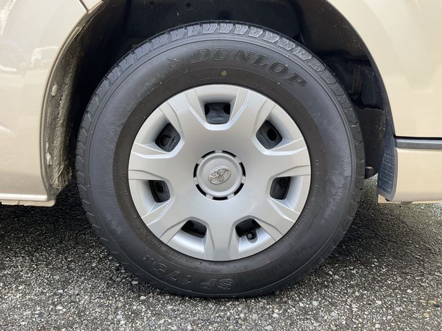 TOYOTA HIACE WAGON 2019 Image 31