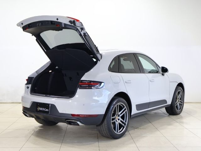 PORSCHE MACAN 2021 Image 31