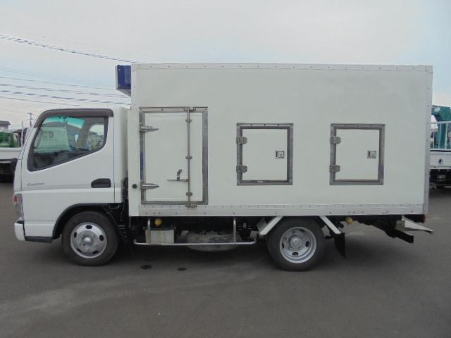 MITSUBISHI CANTER 2010 Image 31