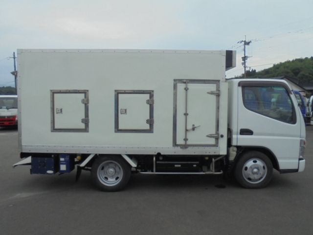 MITSUBISHI CANTER 2010 Image 31