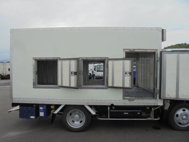 MITSUBISHI CANTER 2010 Image 31