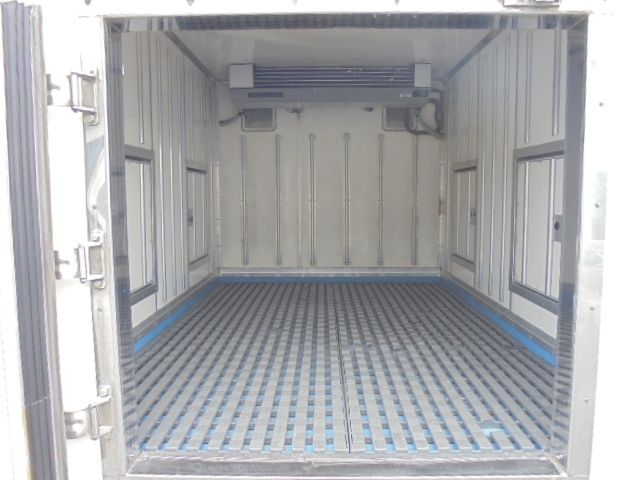 MITSUBISHI CANTER 2010 Image 31