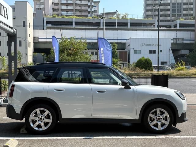 BMW MINI COUNTRYMAN 2024 Image 31