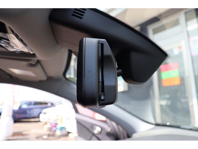 BMW 1SERIES 2020 Image 31