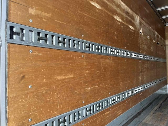 ISUZU ELF 2014 Image 31