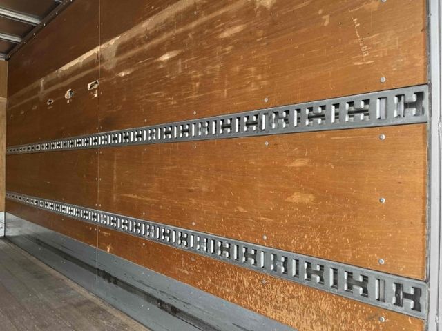 ISUZU ELF 2014 Image 31