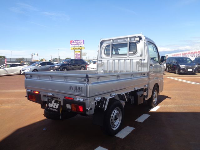 DAIHATSU HIJET TRUCK 4WD 2025 Image 31