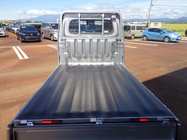 DAIHATSU HIJET TRUCK 4WD 2025 Image 31