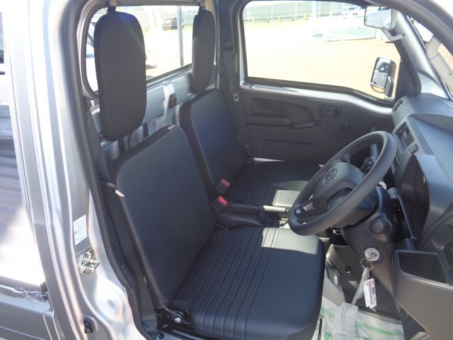 DAIHATSU HIJET TRUCK 4WD 2025 Image 31