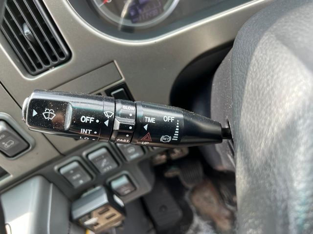 ISUZU GALA 2011 Image 31