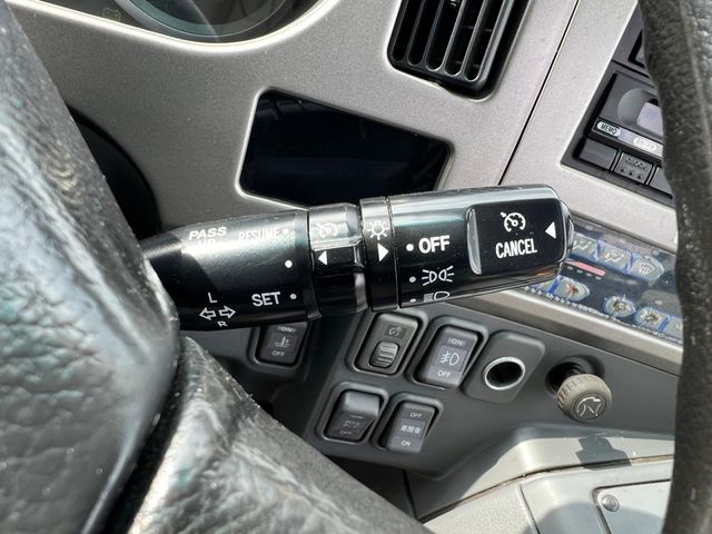 ISUZU GALA 2011 Image 31