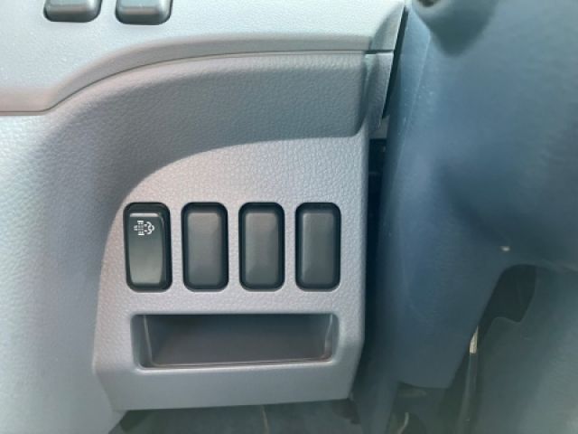 MITSUBISHI CANTER 2013 Image 31