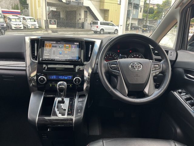 TOYOTA ALPHARD 2018 Image 31