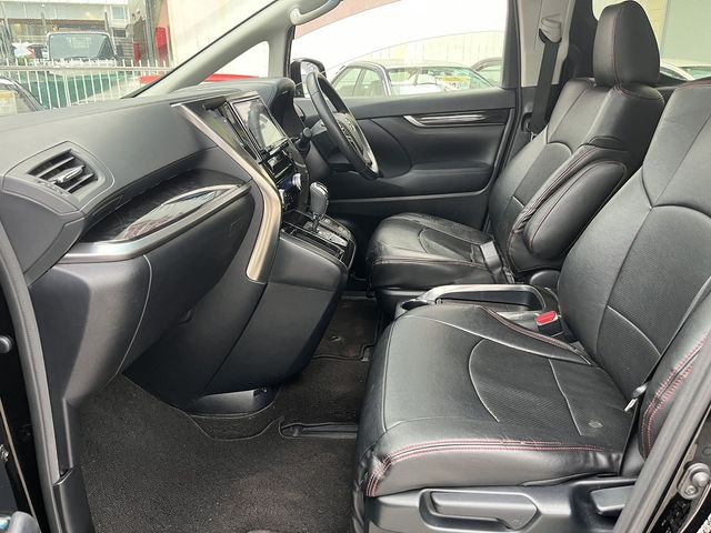 TOYOTA ALPHARD 2018 Image 31