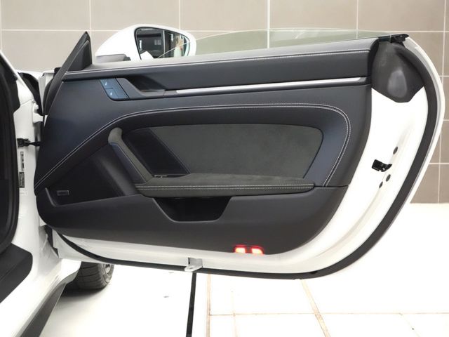 PORSCHE 911 2024 Image 31