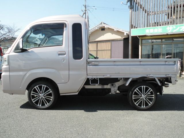 DAIHATSU HIJET TRUCK 4WD 2020 Image 31