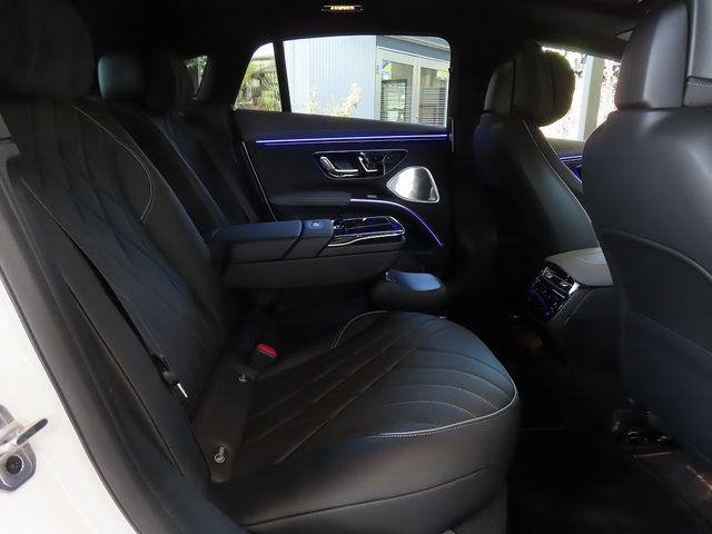 MERCEDES BENZ MERCEDES AMG EQS 2024 Image 31