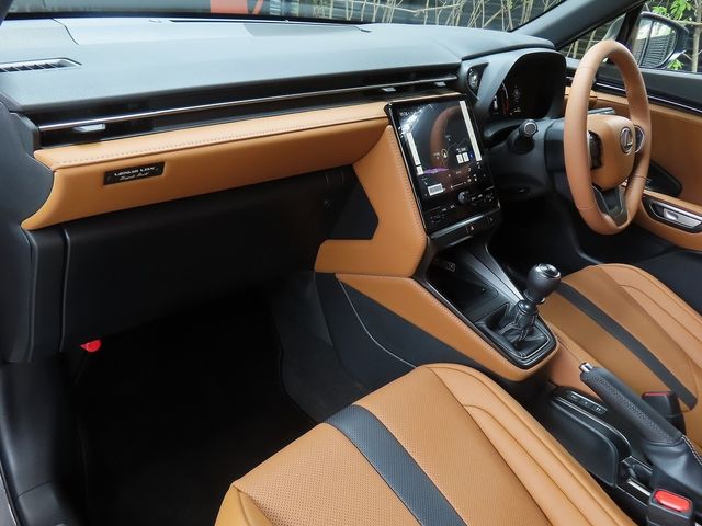 TOYOTA LEXUS LBX 2025 Image 31