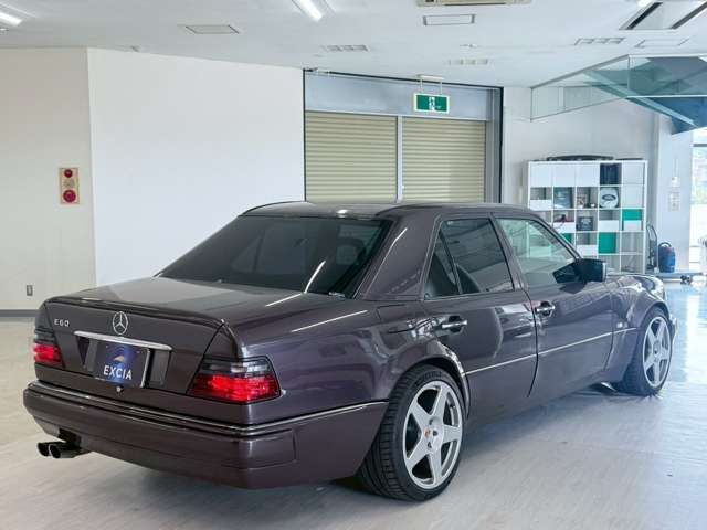 MERCEDES BENZ E CLAS 1994 Image 31