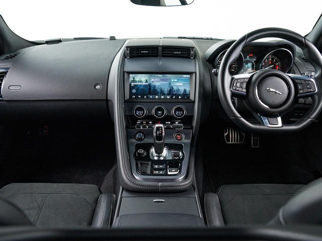 JAGUAR F TYPE COUPE 2019 Image 31