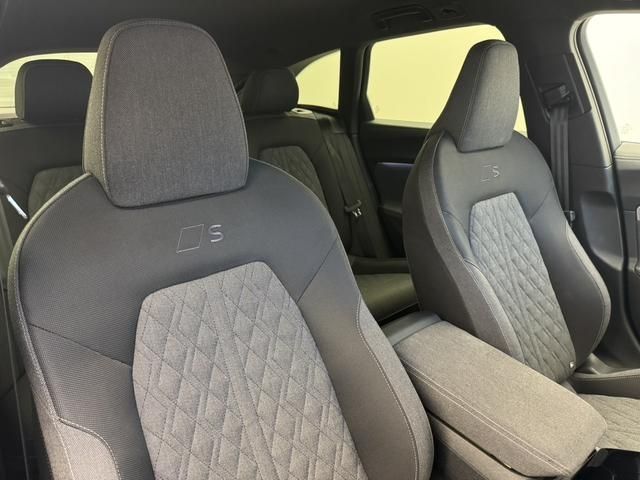 AUDI A5 AVANT 2025 Image 31