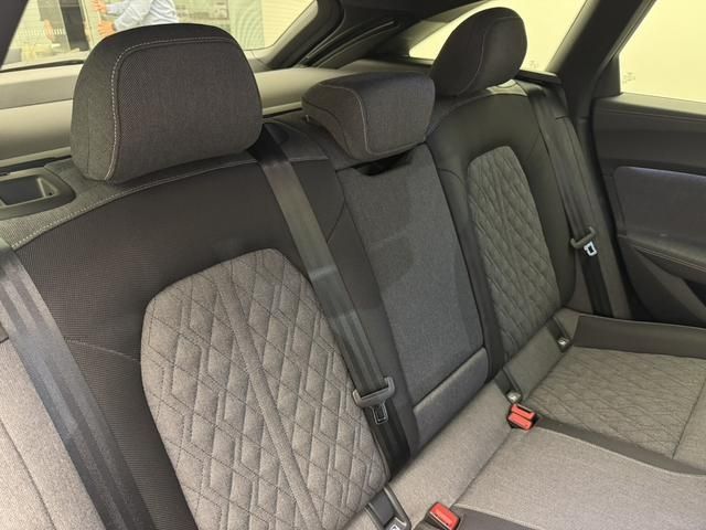 AUDI A5 AVANT 2025 Image 31