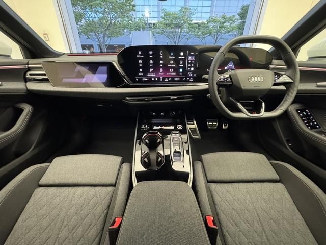 AUDI A5 AVANT 2025 Image 31