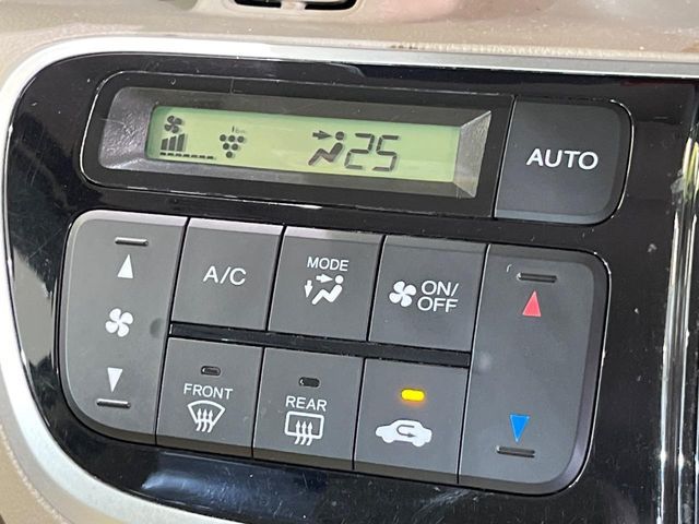 HONDA N BOX 2015 Image 31