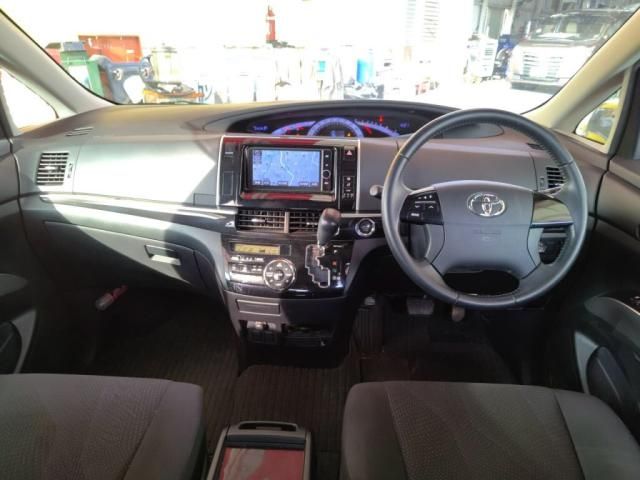 TOYOTA ESTIMA 2012 Image 31