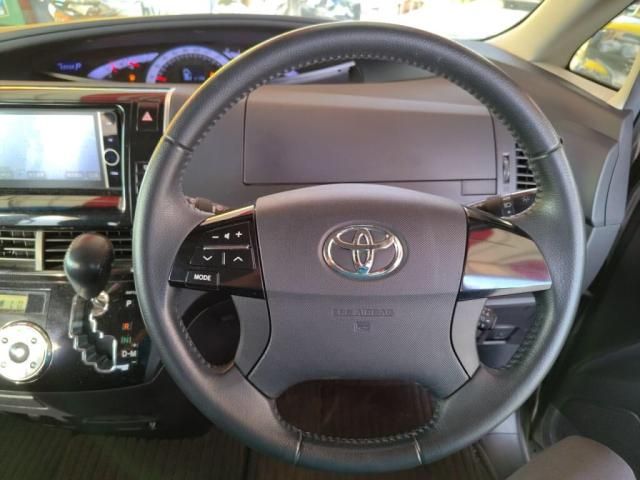 TOYOTA ESTIMA 2012 Image 31