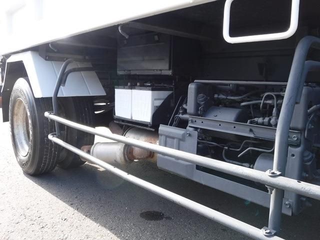 ISUZU FORWARD 2011 Image 31