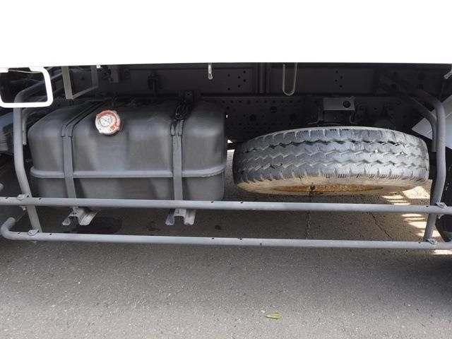 ISUZU FORWARD 2011 Image 31