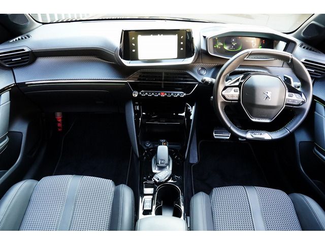 PEUGEOT 208 2020 Image 31