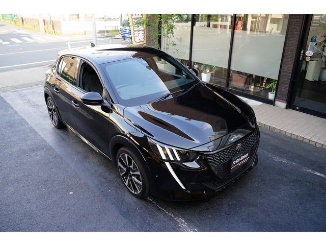 PEUGEOT 208 2020 Image 31