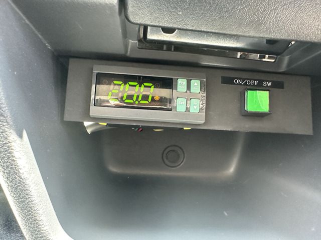 MITSUBISHI MINICAB TRUCK 2015 Image 31