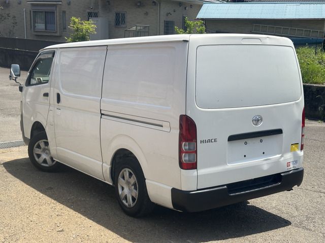 TOYOTA HIACE VAN 2WD 2005 Image 31