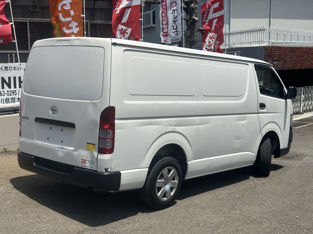 TOYOTA HIACE VAN 2WD 2005 Image 31